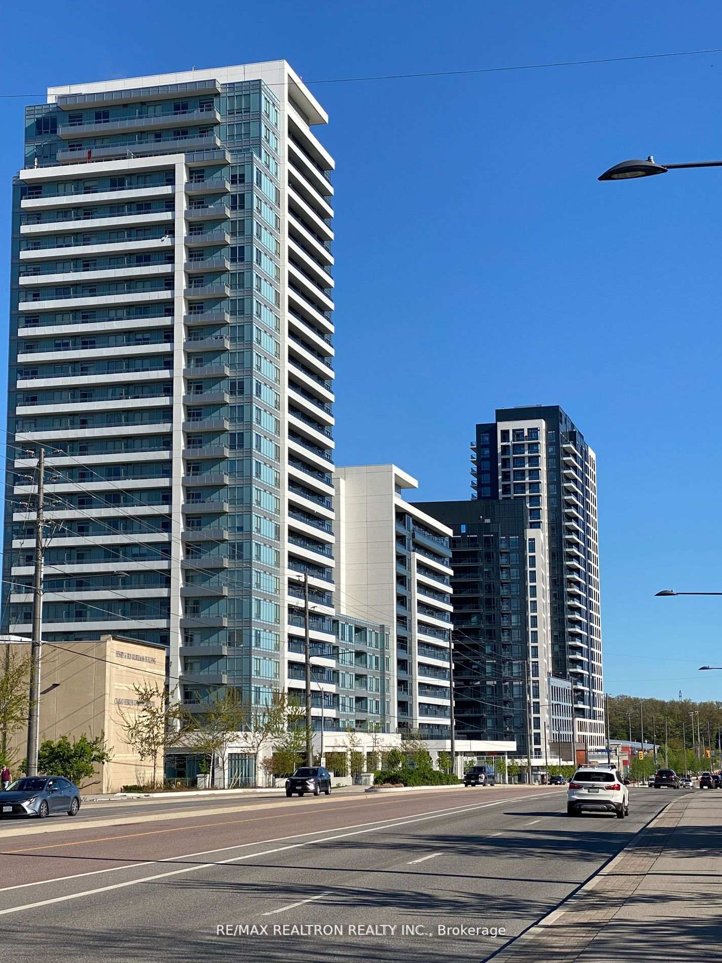 Front of Unit 1516, 7950 Bathurst Street