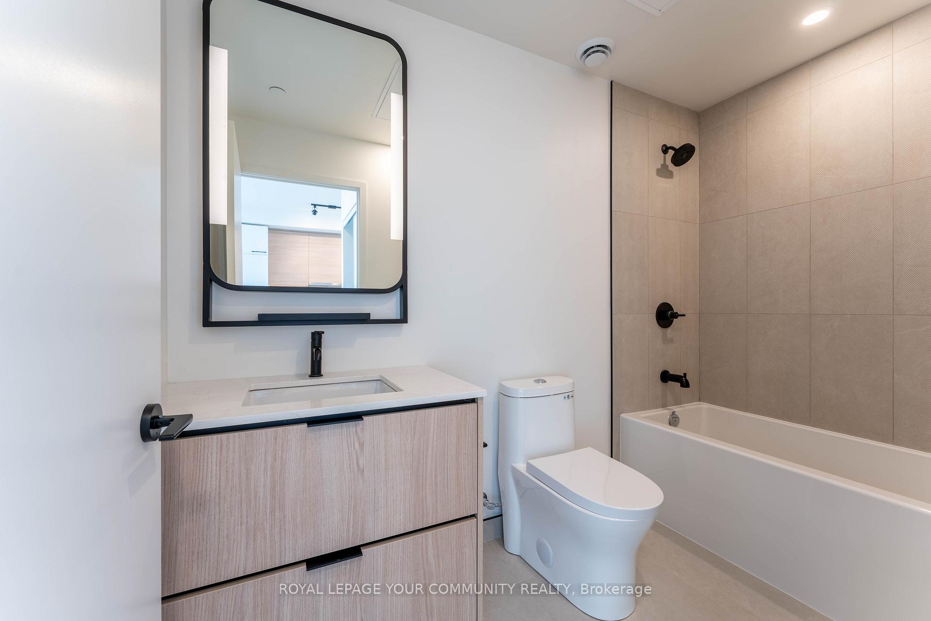 Photo 11 of Unit 715, 1050 Eastern Avenue, Toronto, The Beaches — HOMEH