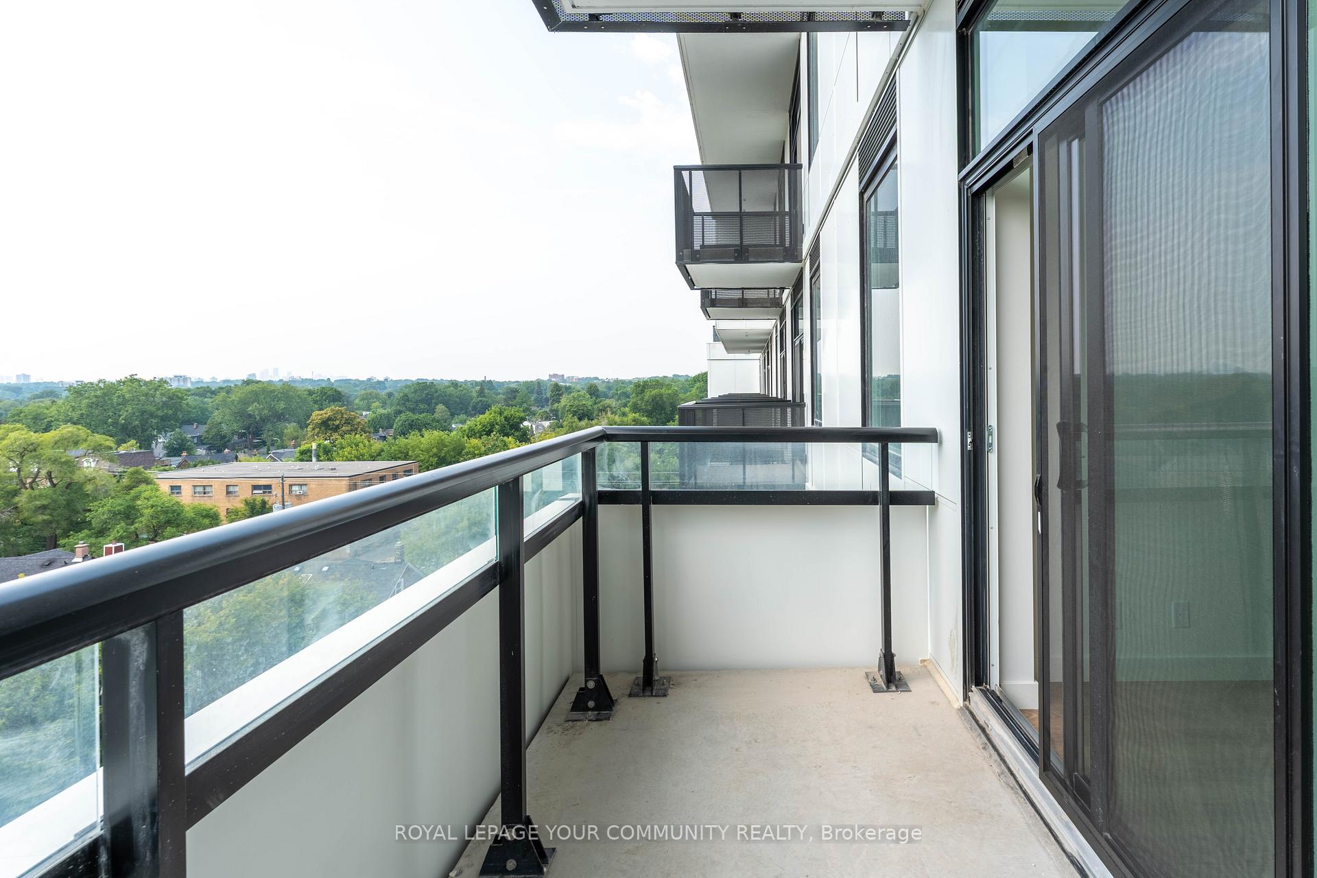 Photo 7 of Unit 715, 1050 Eastern Avenue, Toronto, The Beaches — HOMEH