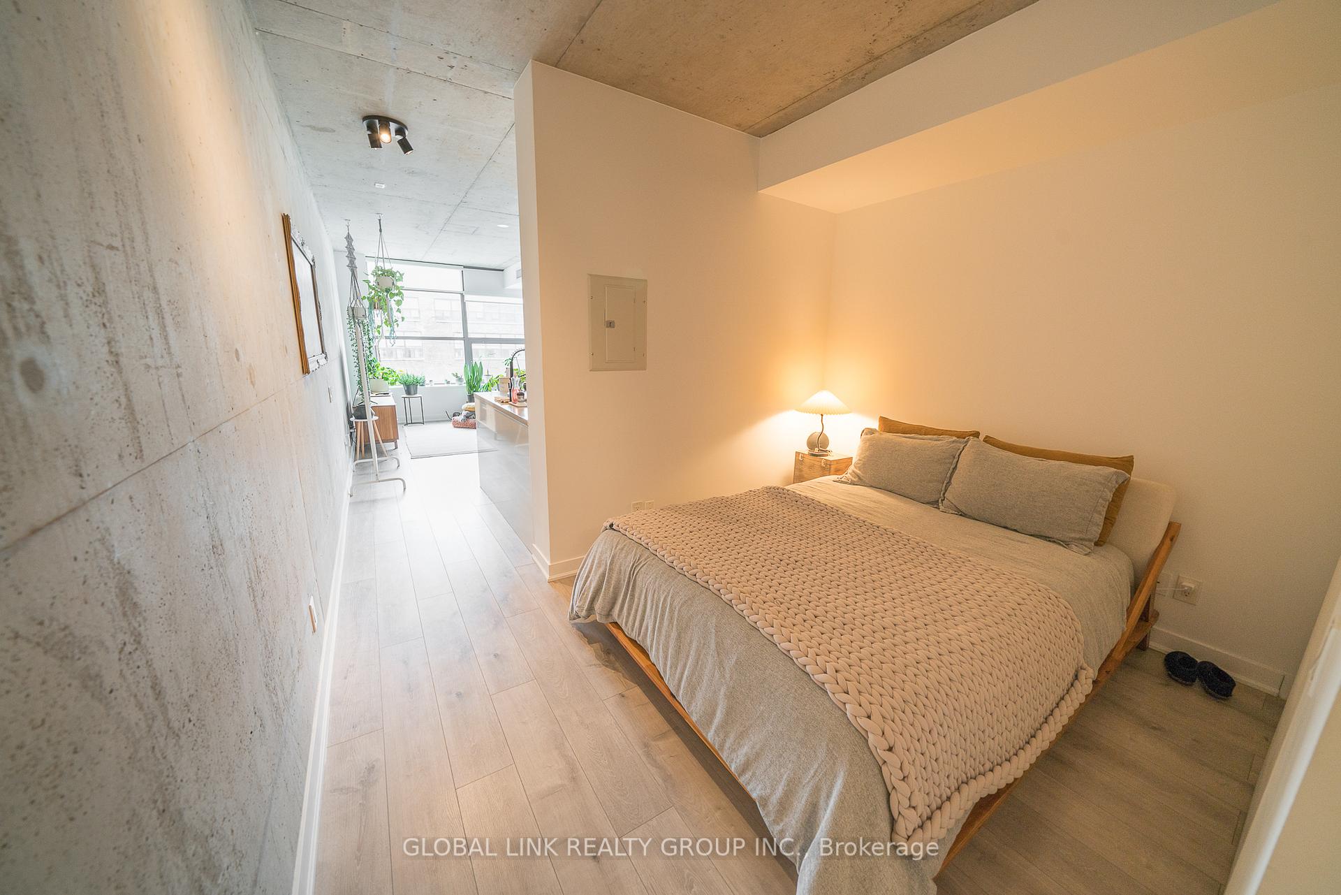 Front of Unit 306, 319 Carlaw Avenue