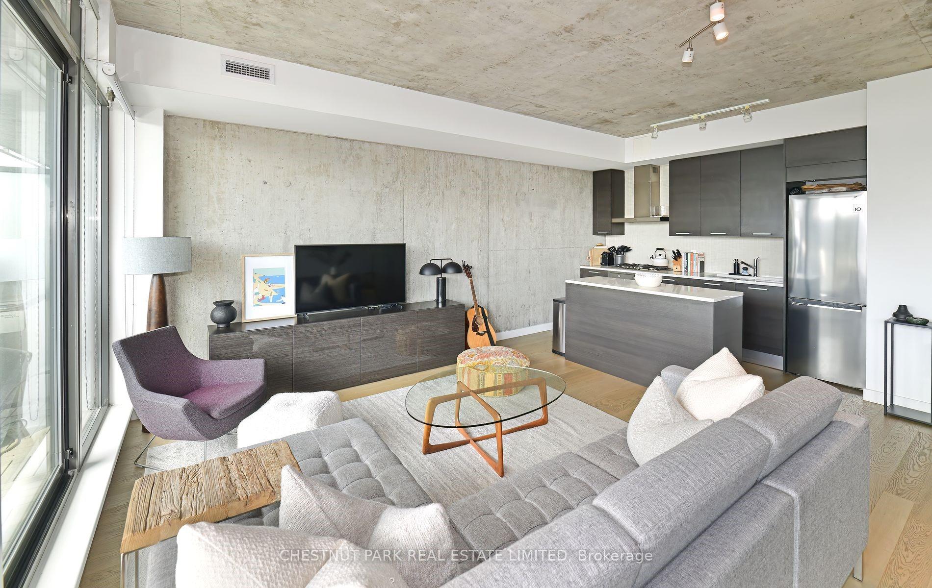 Photo 13 of Unit 806, 90 Broadview Avenue, Toronto, South Riverdale — HOMEH