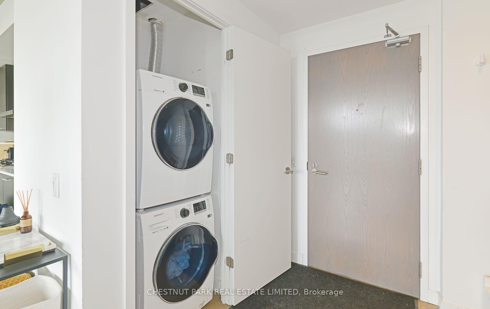 Photo 14 of Unit 806, 90 Broadview Avenue, Toronto, South Riverdale — HOMEH