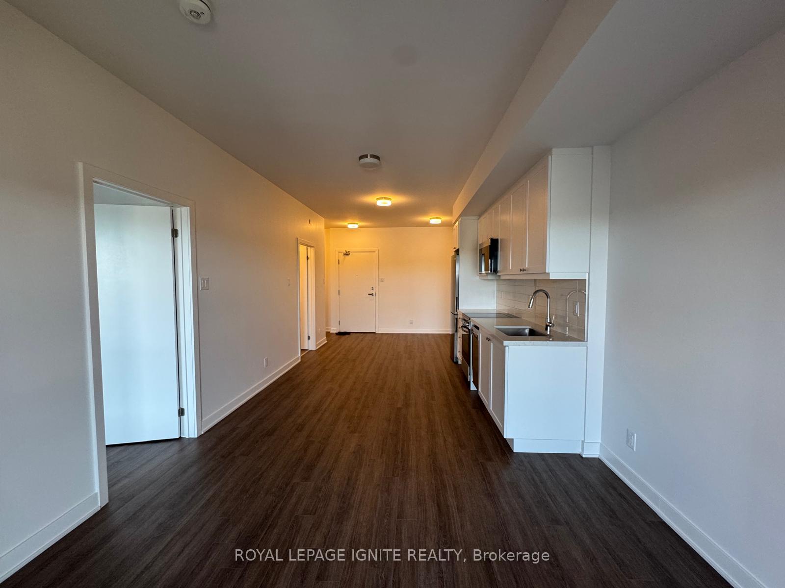 Photo 3 of Unit 606, 55 Clarington Boulevard, Clarington, Bowmanville — HOMEH