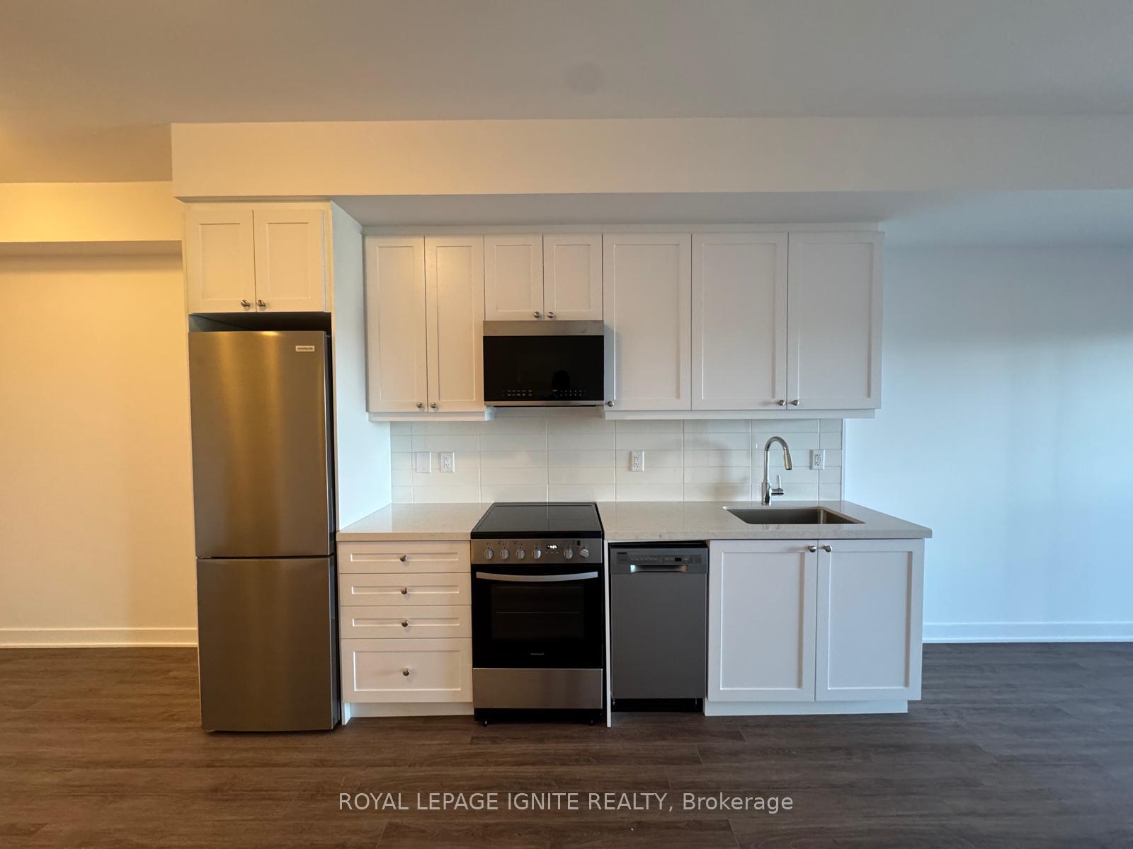 Photo 4 of Unit 606, 55 Clarington Boulevard, Clarington, Bowmanville — HOMEH