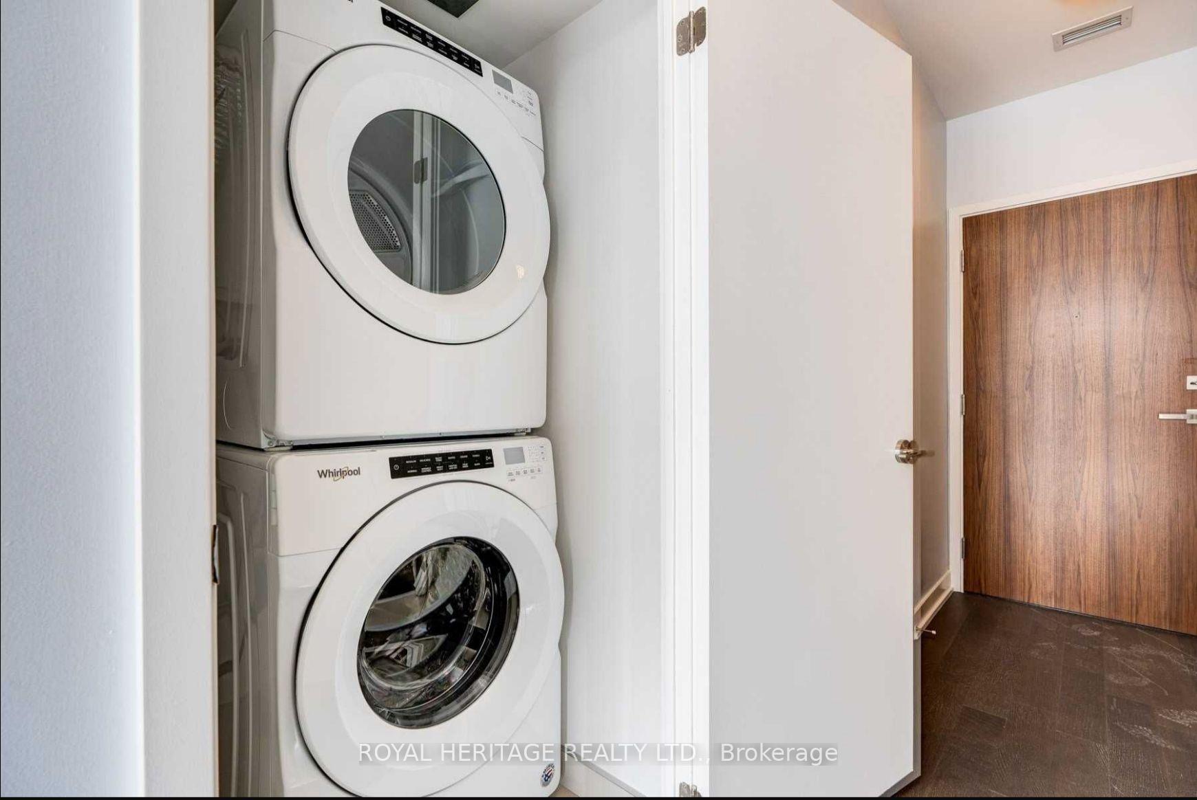 Photo 10 of Unit 910, 15 Baseball Place, Toronto, South Riverdale — HOMEH