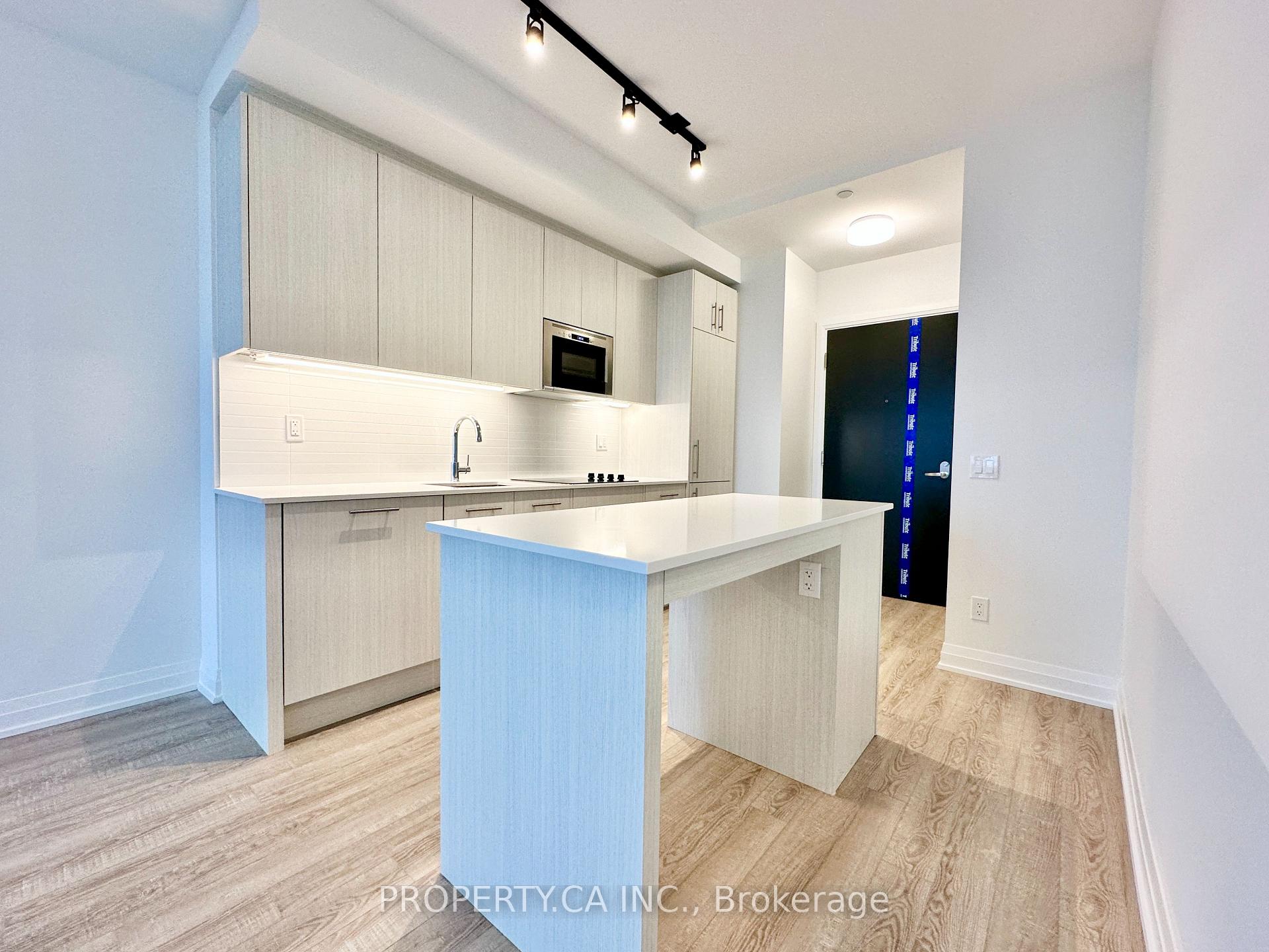 Photo 15 of Unit 813, 286 Main Street, Toronto, East End-Danforth — HOMEH