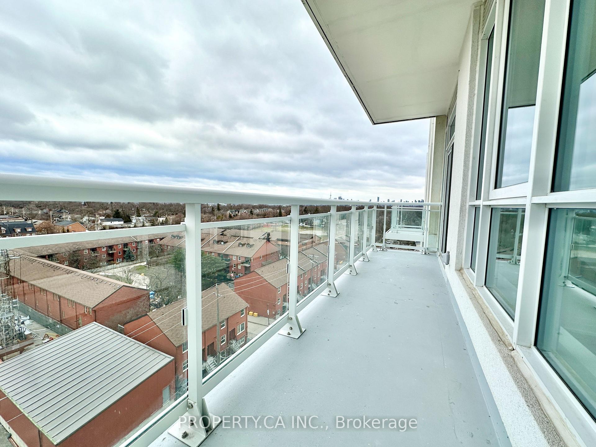 Photo 4 of Unit 813, 286 Main Street, Toronto, East End-Danforth — HOMEH