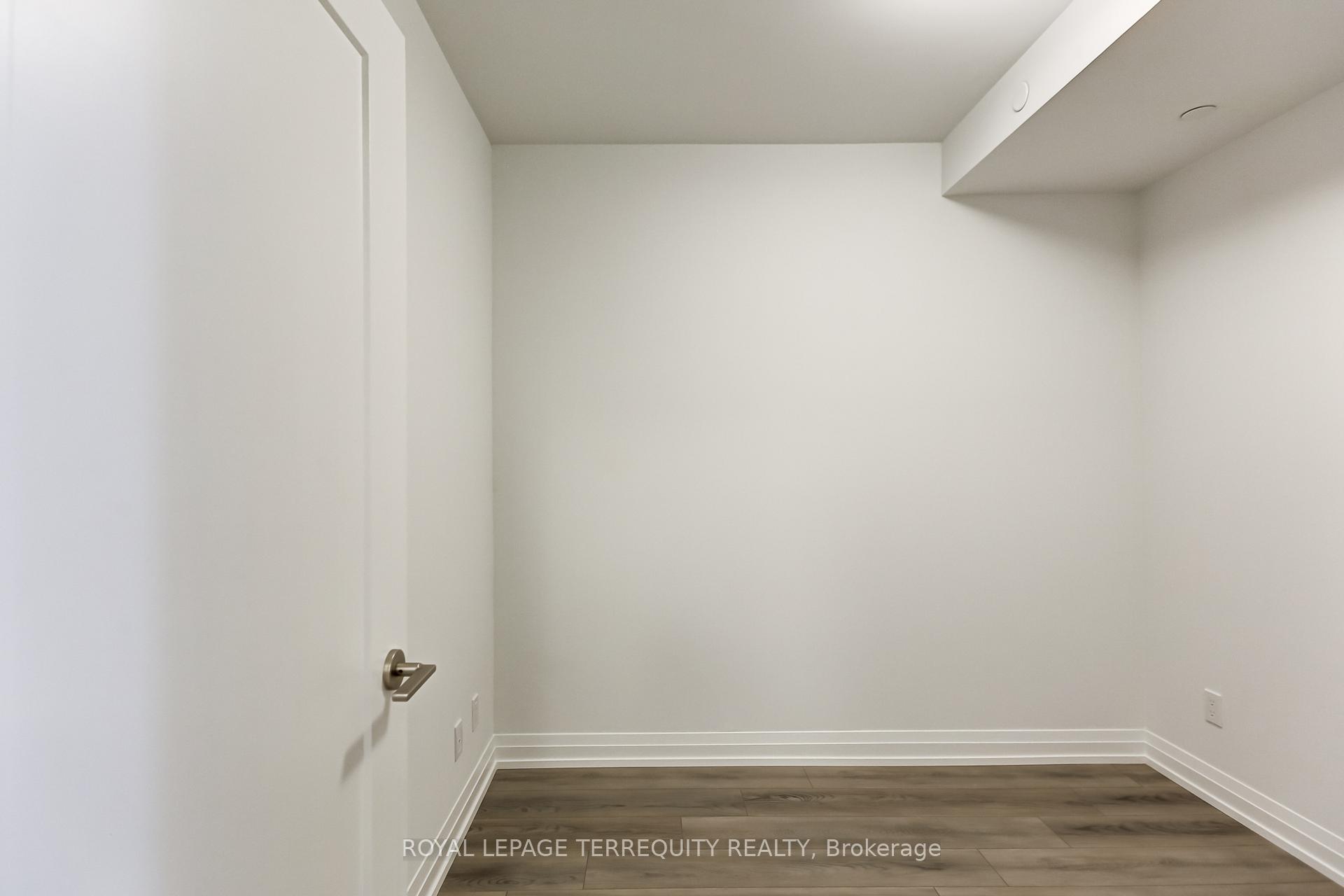 Photo 7 of Unit 2606, 286 Main Street, Toronto, East End-Danforth — HOMEH