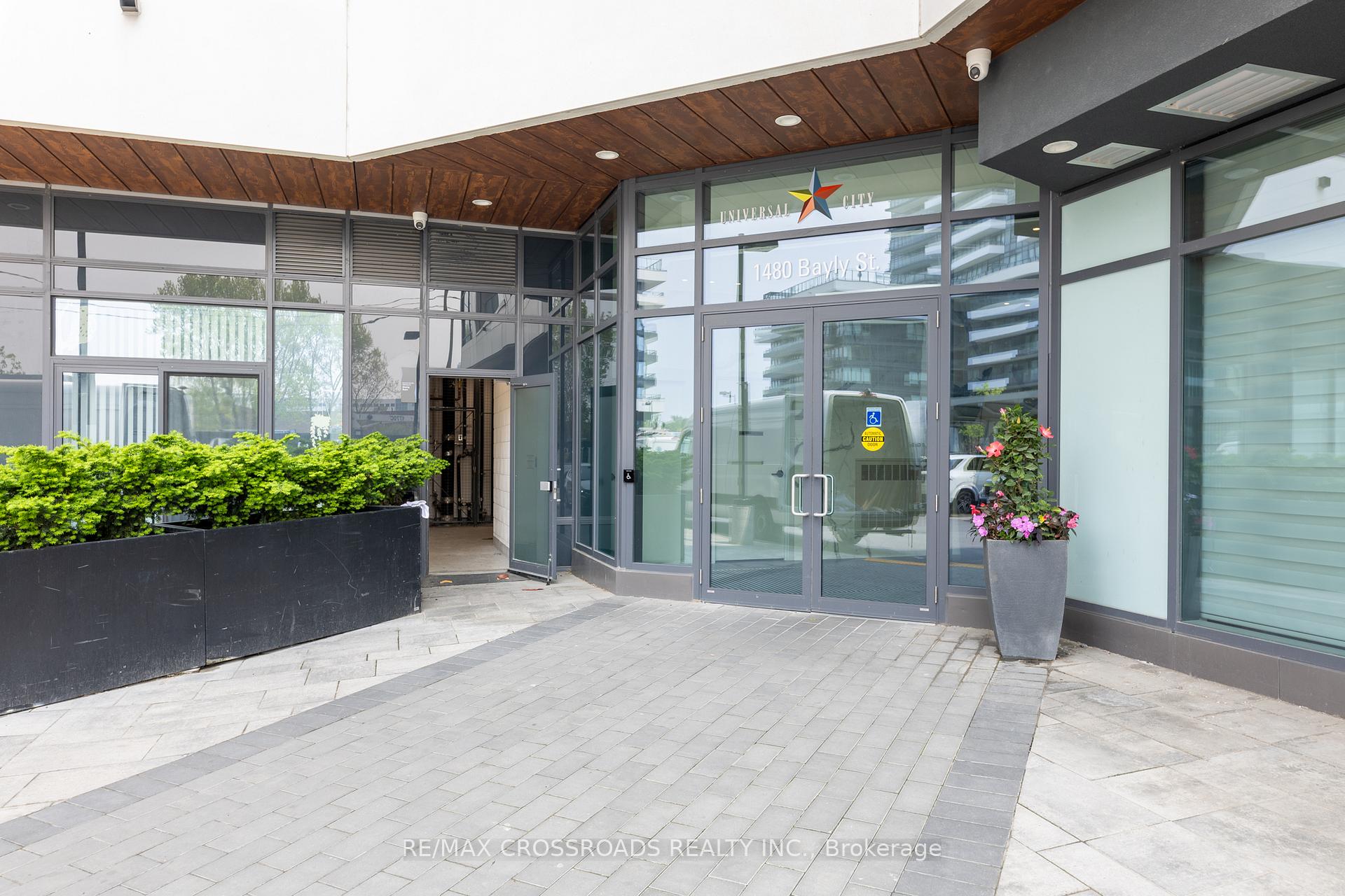 Photo 2 of Unit 1701, 1480 Bayly Street, Pickering, Bay Ridges — HOMEH