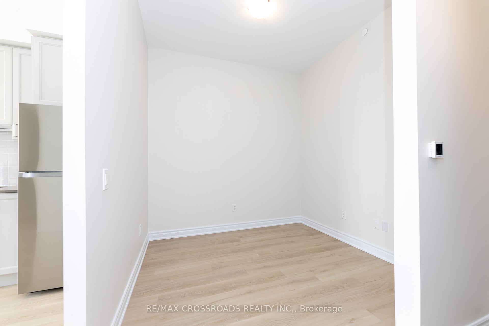Photo 5 of Unit 1701, 1480 Bayly Street, Pickering, Bay Ridges — HOMEH