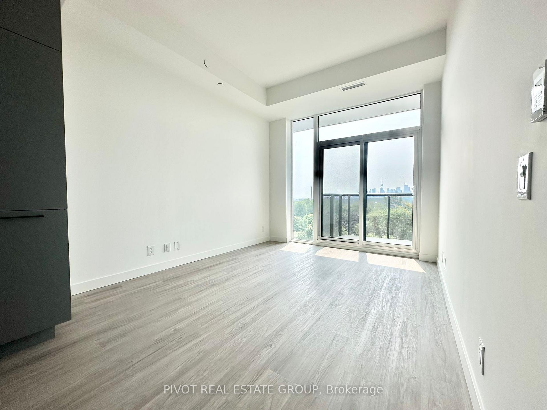 Photo 6 of Unit 719, 1050 Eastern Avenue, Toronto, The Beaches — HOMEH