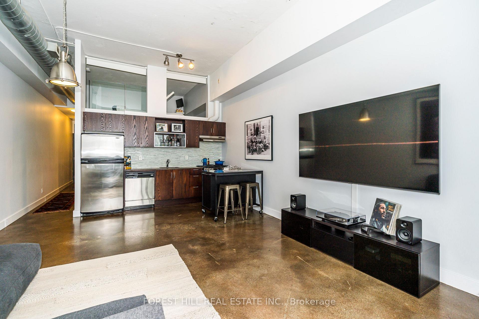 Photo 5 of Unit 321, 233 Carlaw Avenue, Toronto, South Riverdale — HOMEH
