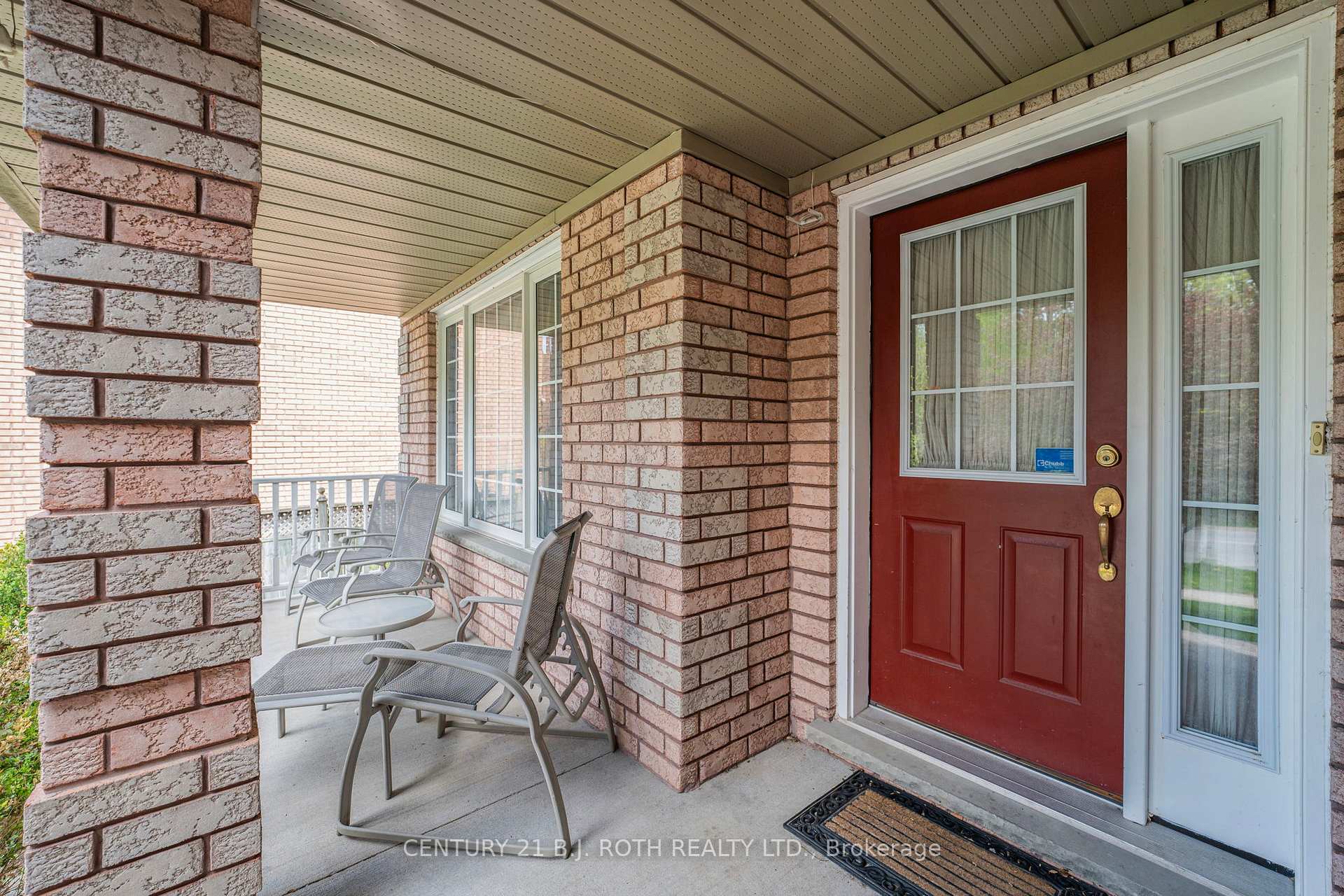 Photo 4 of 333 Cox Mill Road, Barrie, South Shore — HOMEH