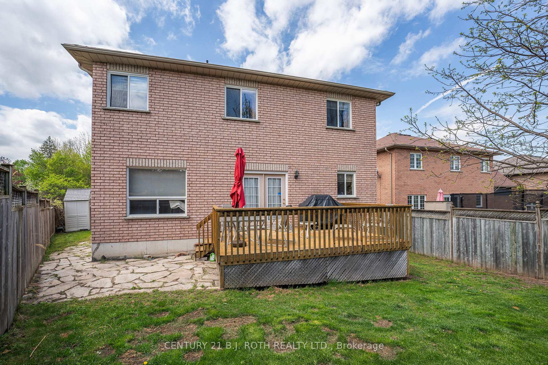 Photo 28 of 333 Cox Mill Road, Barrie, South Shore — HOMEH