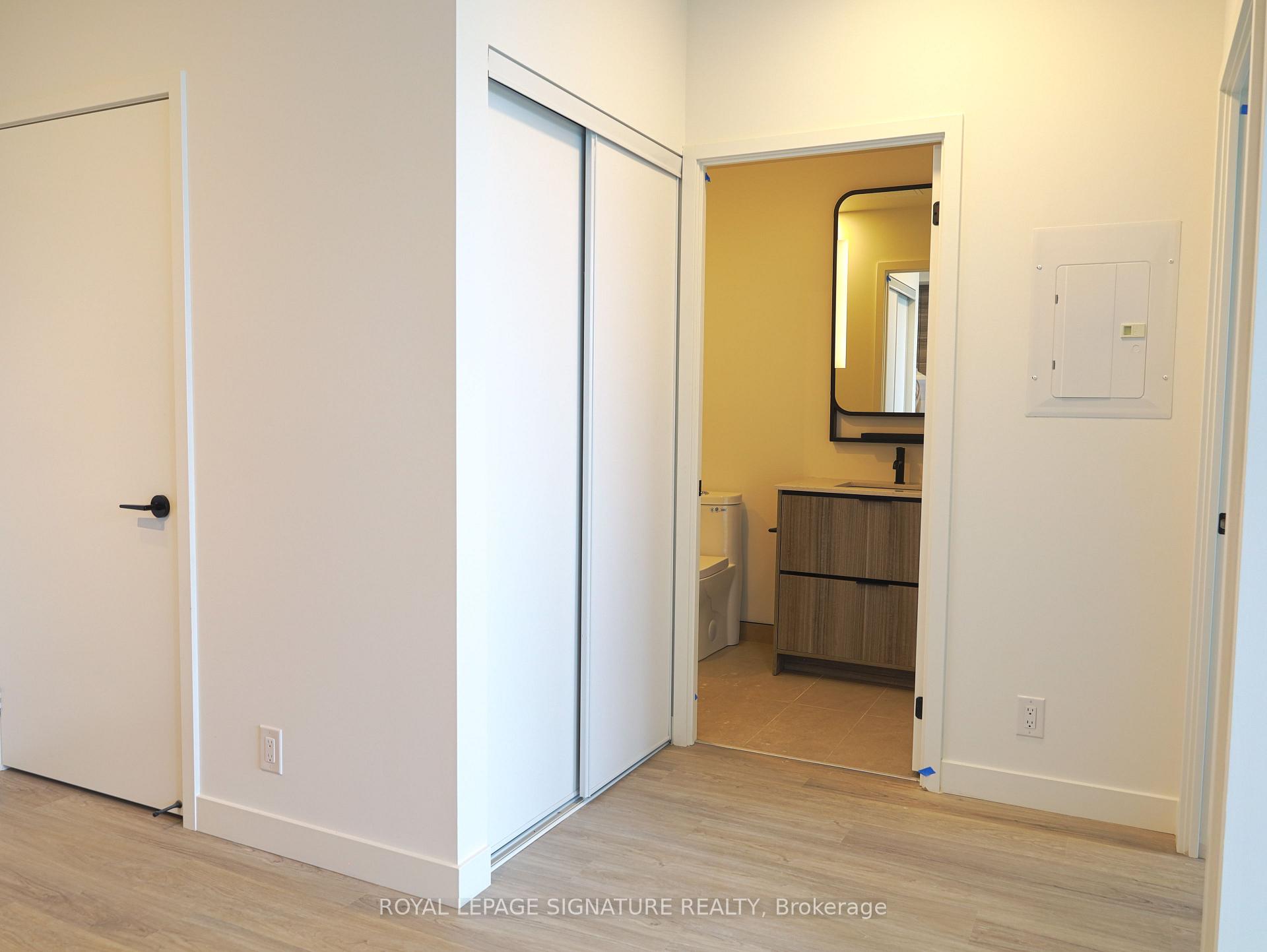 Photo 5 of Unit 718, 1050 Eastern Avenue, Toronto, The Beaches — HOMEH