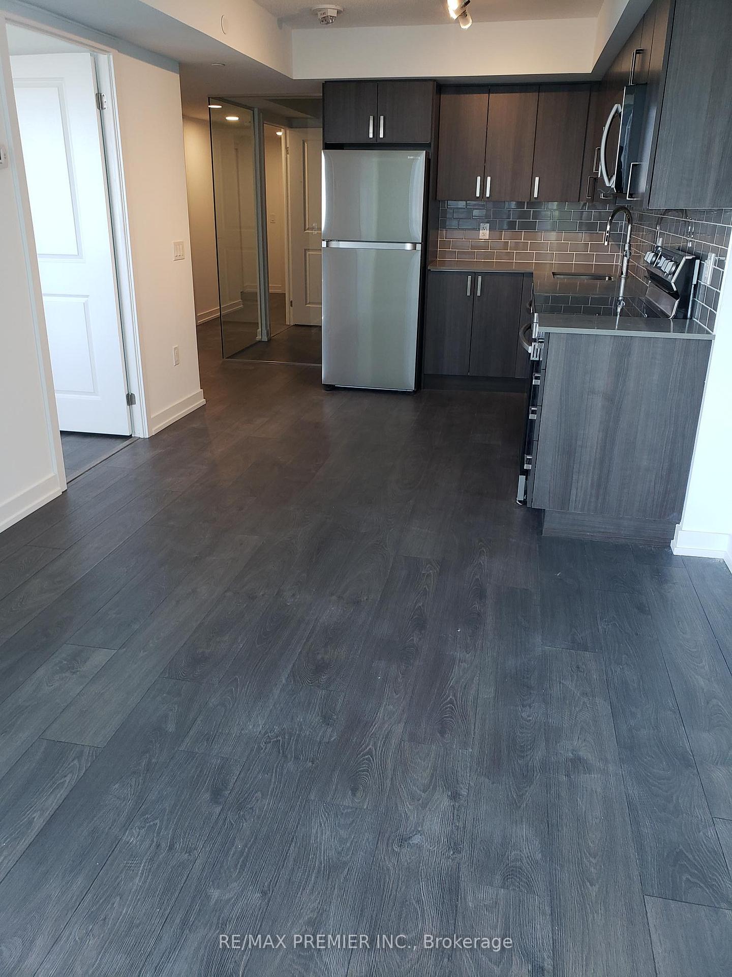Photo 3 of Unit 1003, 1455 Celebration Drive, Pickering, Bay Ridges — HOMEH
