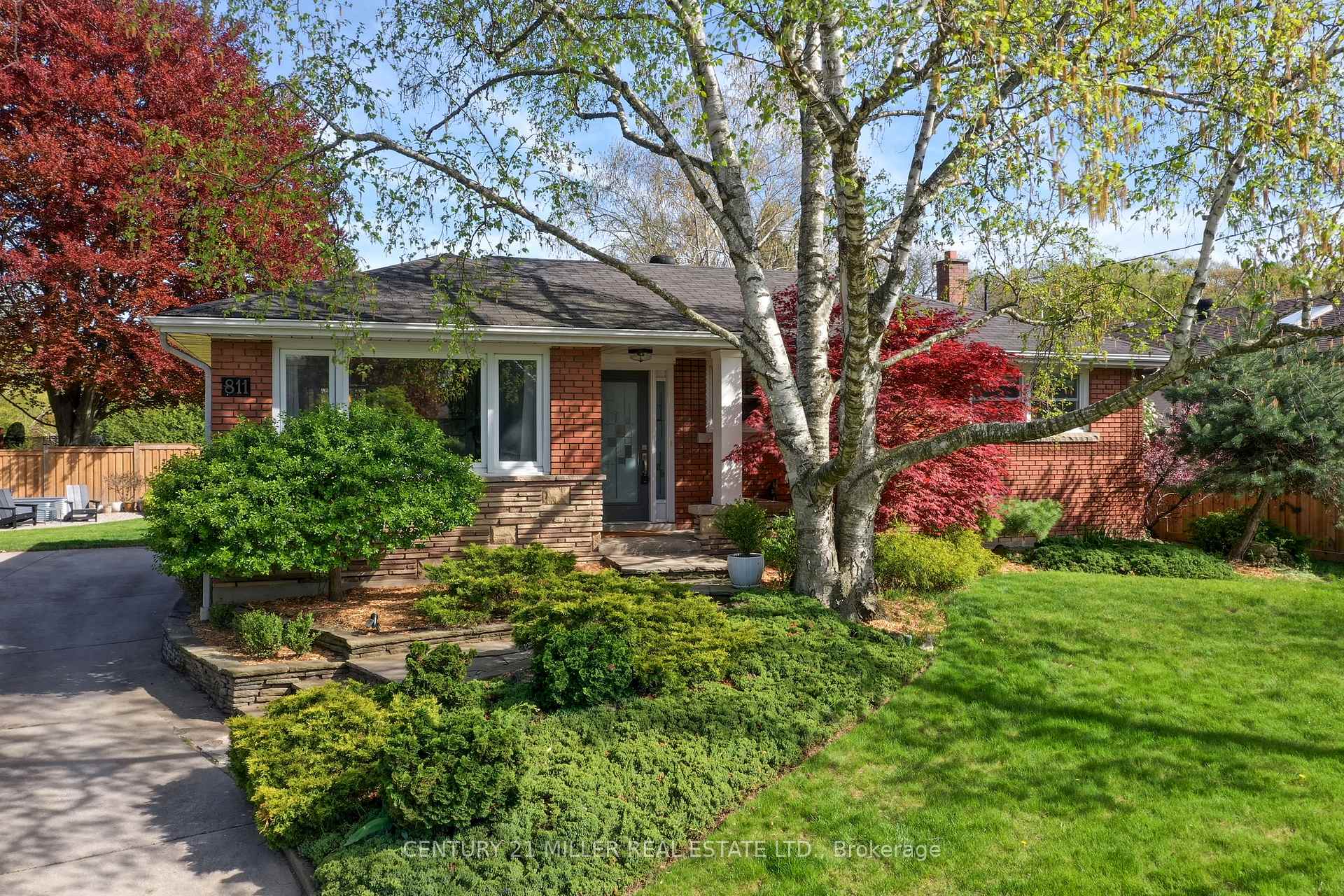 Front of 811 Teal Drive