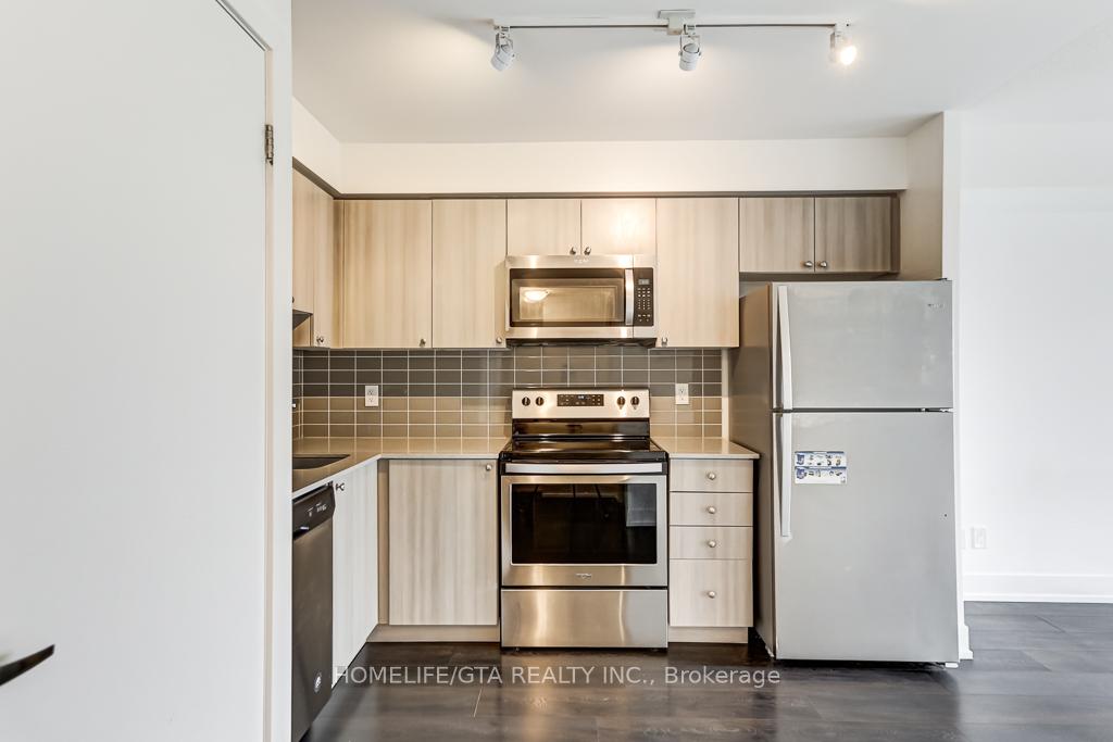 Photo 6 of Unit 2001, 1255 Bayly Street, Pickering, Bay Ridges — HOMEH