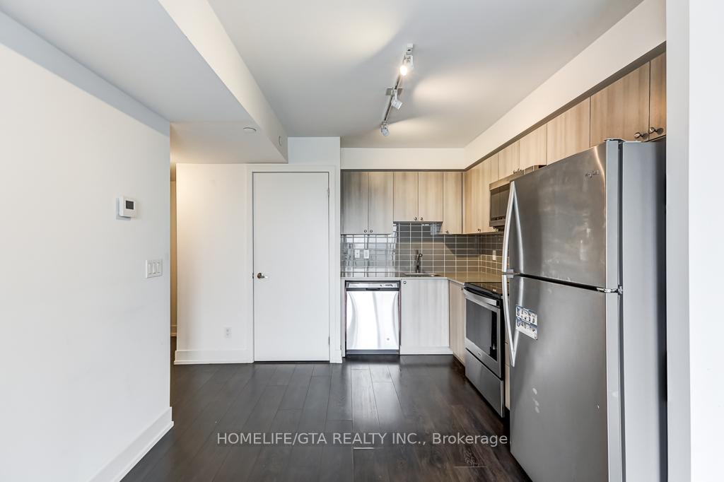 Photo 2 of Unit 2001, 1255 Bayly Street, Pickering, Bay Ridges — HOMEH