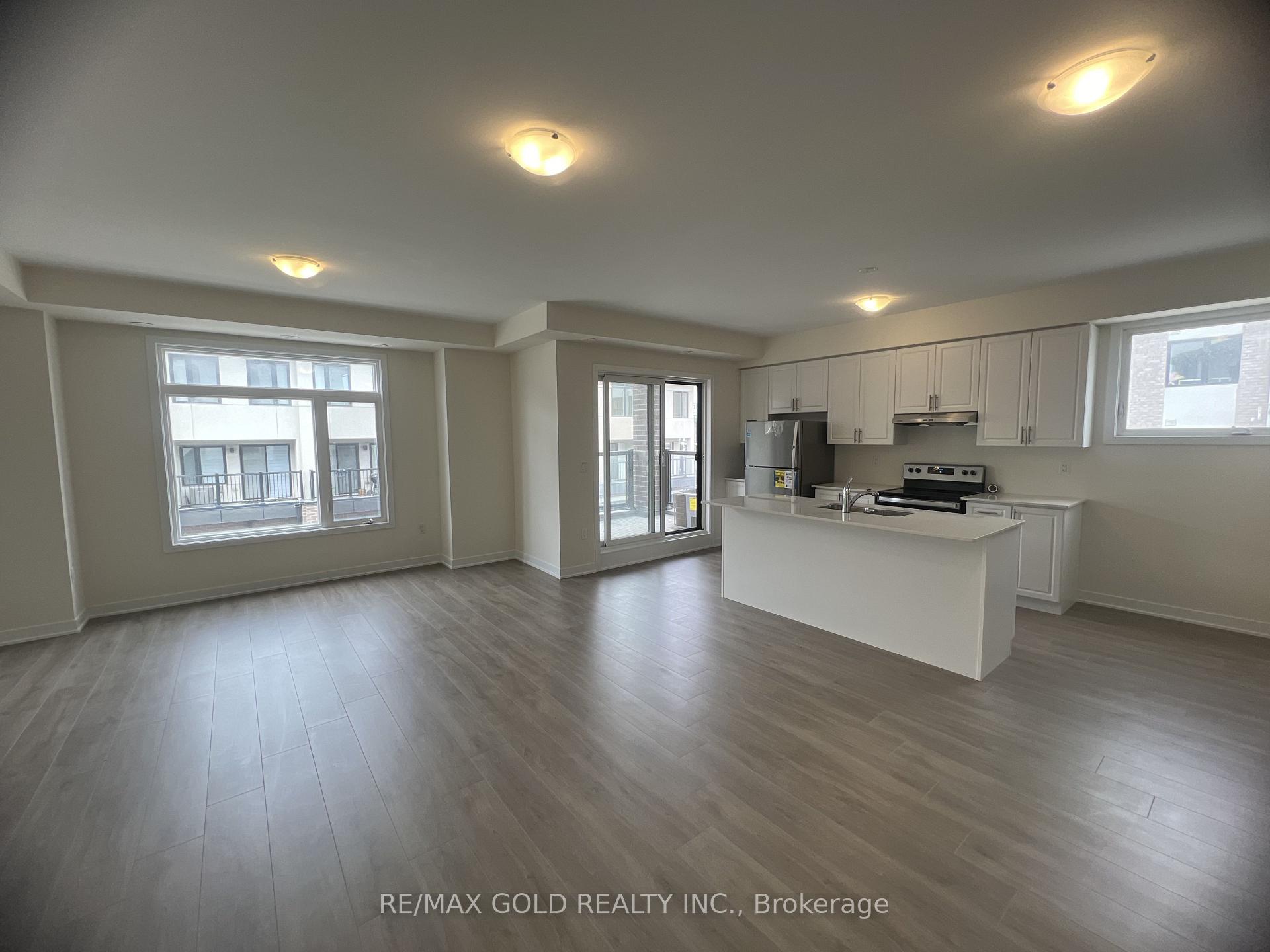 Photo 10 of Unit 913, 1695 Dersan Street, Pickering, Duffin Heights — HOMEH
