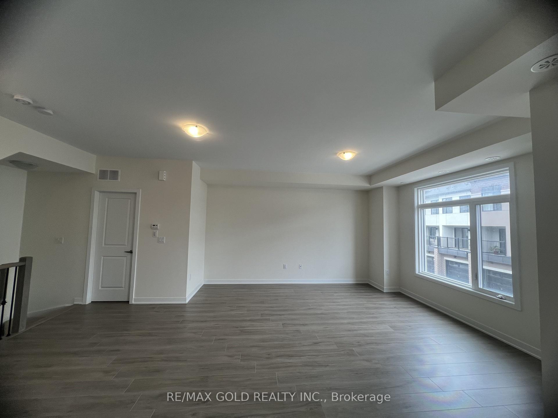 Photo 15 of Unit 913, 1695 Dersan Street, Pickering, Duffin Heights — HOMEH