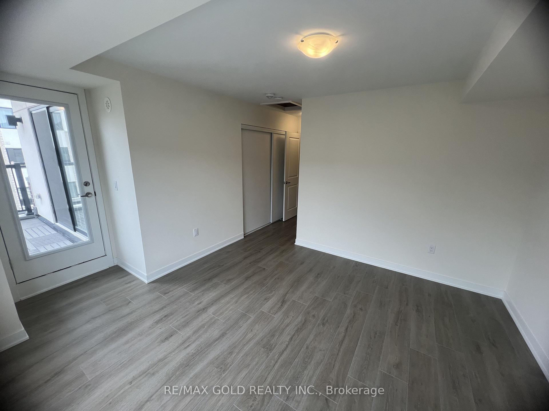 Photo 11 of Unit 913, 1695 Dersan Street, Pickering, Duffin Heights — HOMEH