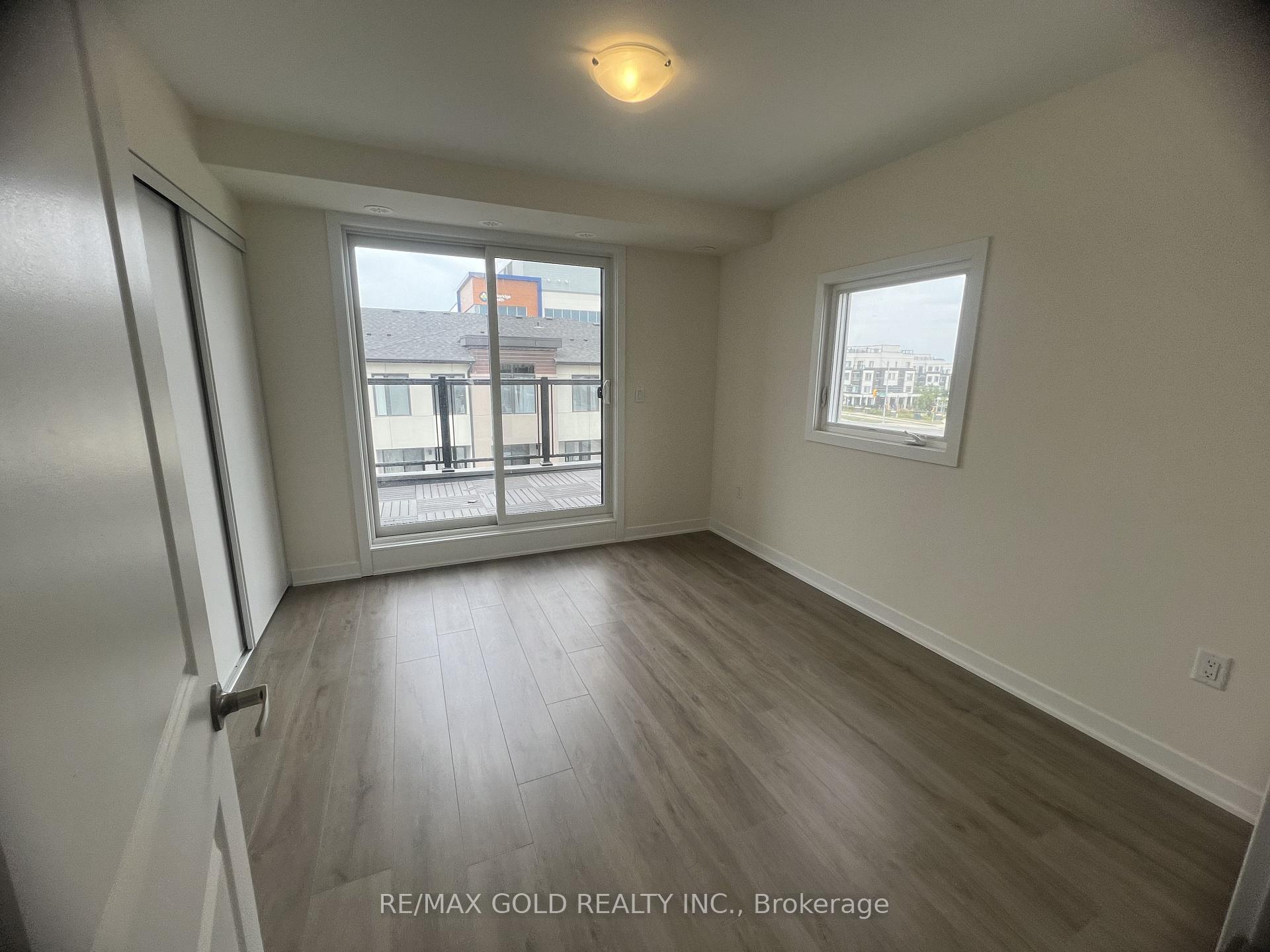 Photo 3 of Unit 913, 1695 Dersan Street, Pickering, Duffin Heights — HOMEH