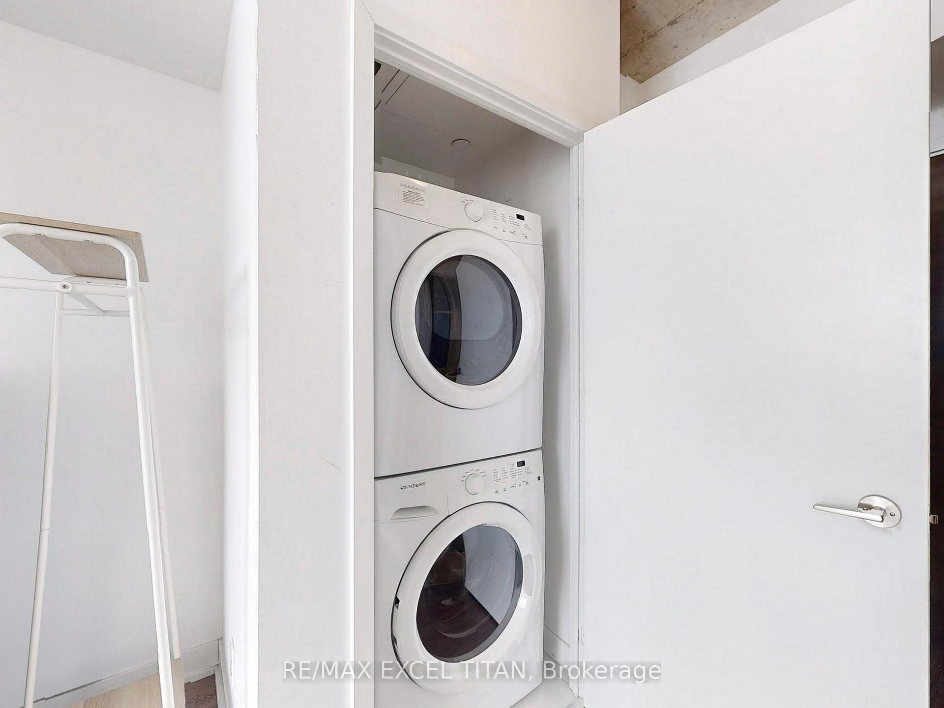 Photo 5 of Unit 1007, 1190 Dundas Street E, Toronto, South Riverdale — HOMEH