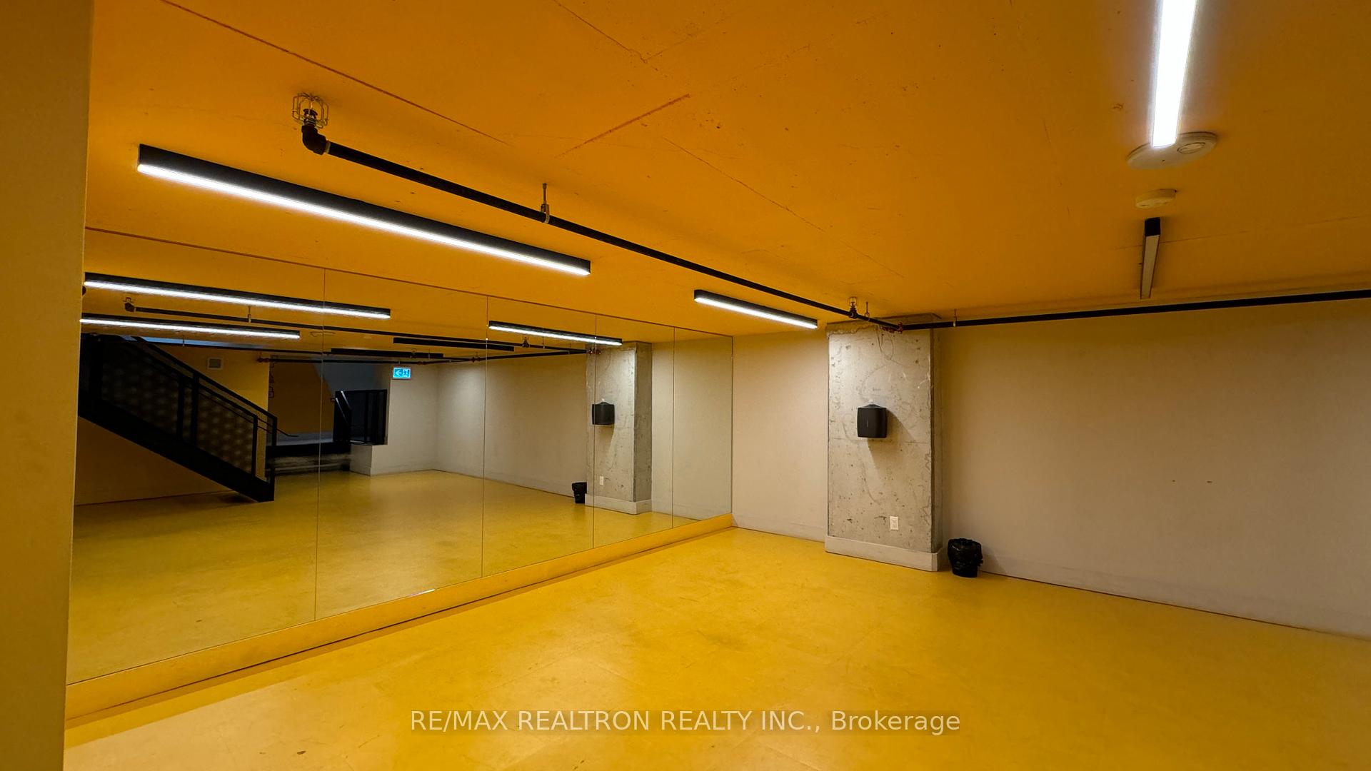 Photo 6 of Unit 402, 15 Baseball Place, Toronto, South Riverdale — HOMEH