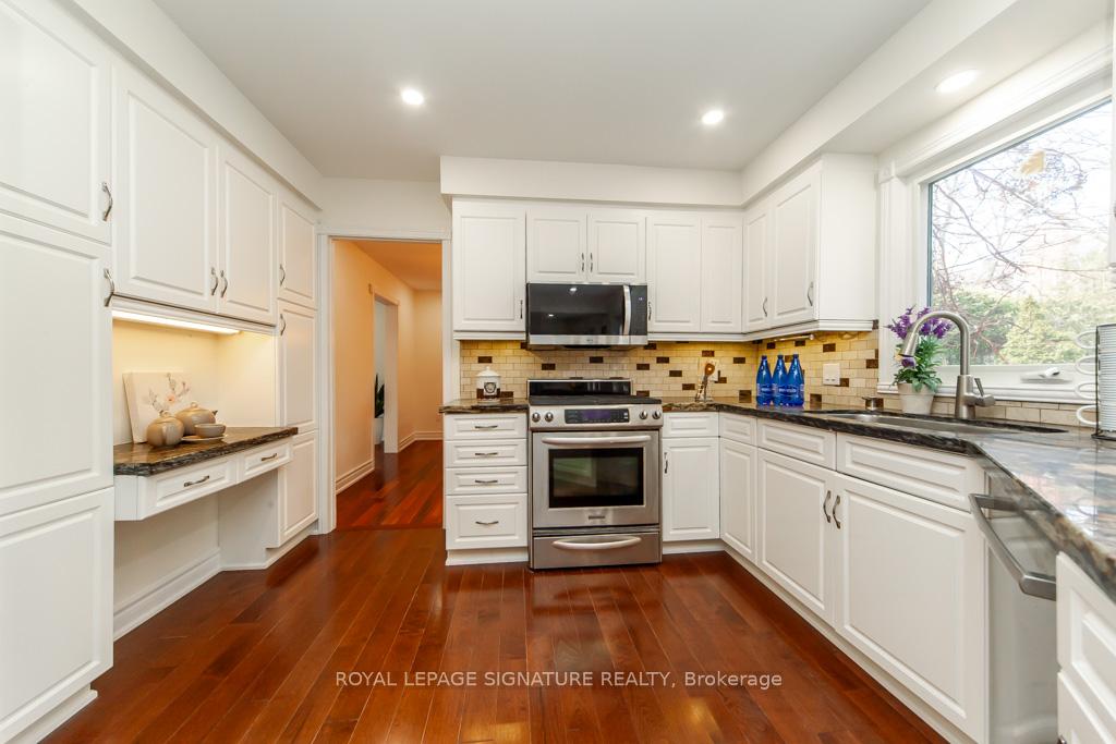 Photo 9 of 79 Hemingway Crescent, Markham, Unionville — HOMEH