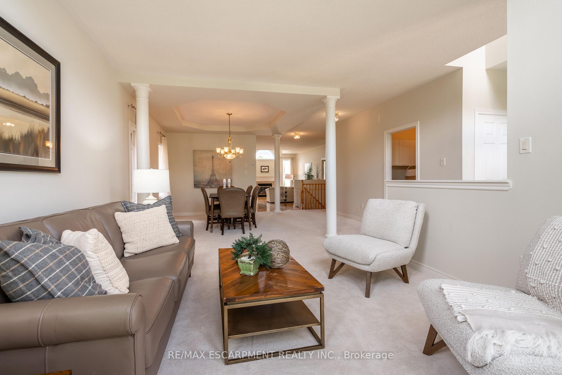 Photo 8 of 27 Gaines Avenue, Hamilton, Dundas — HOMEH
