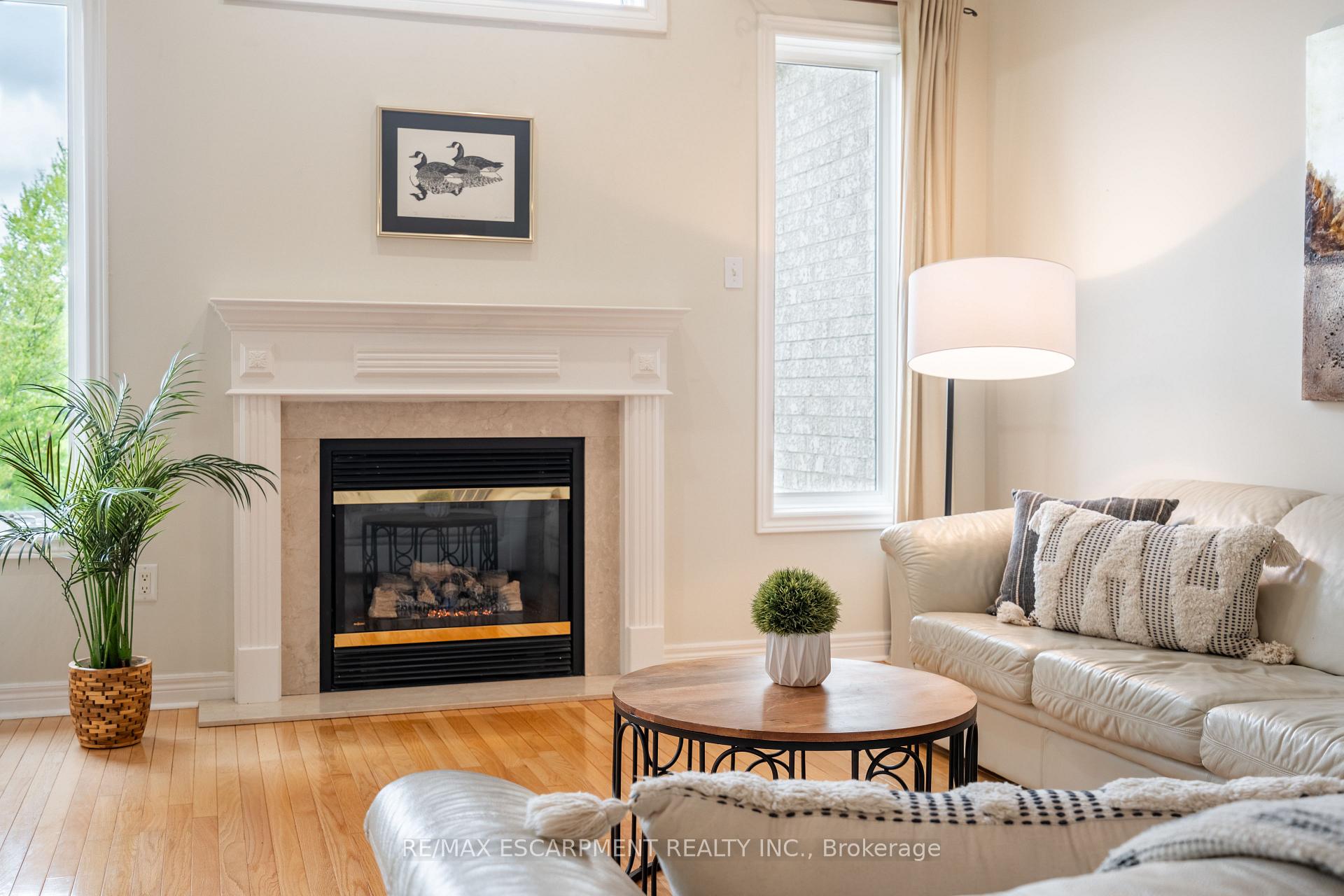 Photo 38 of 27 Gaines Avenue, Hamilton, Dundas — HOMEH