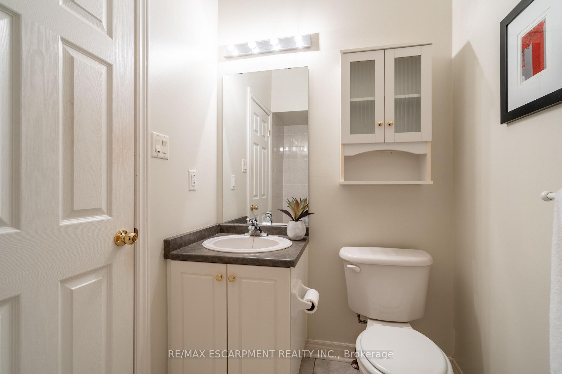 Photo 30 of 27 Gaines Avenue, Hamilton, Dundas — HOMEH