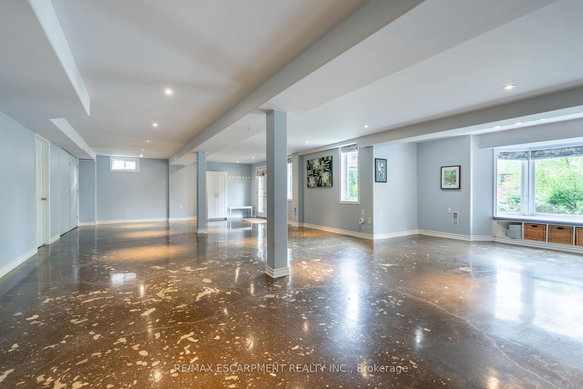 Photo 33 of 27 Gaines Avenue, Hamilton, Dundas — HOMEH