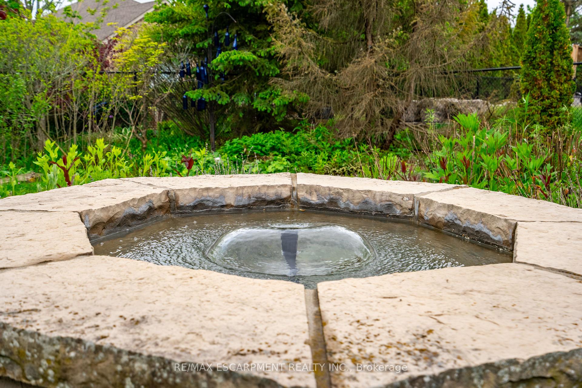 Photo 44 of 27 Gaines Avenue, Hamilton, Dundas — HOMEH