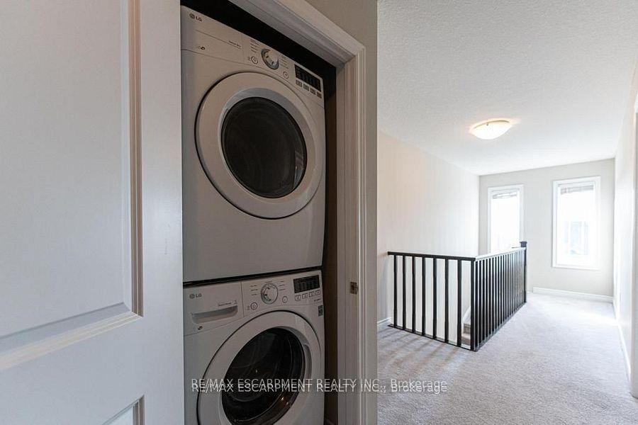 Photo 9 of 63 Crossings Way, Hamilton, Stoney Creek — HOMEH