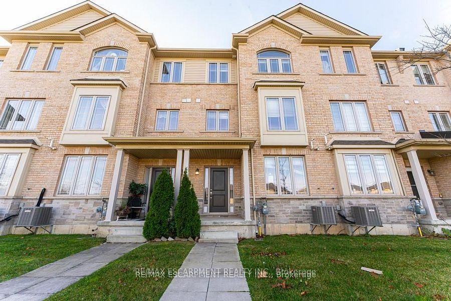 Photo 17 of 63 Crossings Way, Hamilton, Stoney Creek — HOMEH