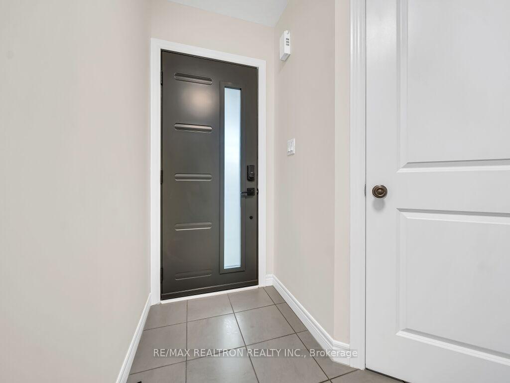Photo 4 of 76 Couling Crescent, Guelph, Grange Road — HOMEH
