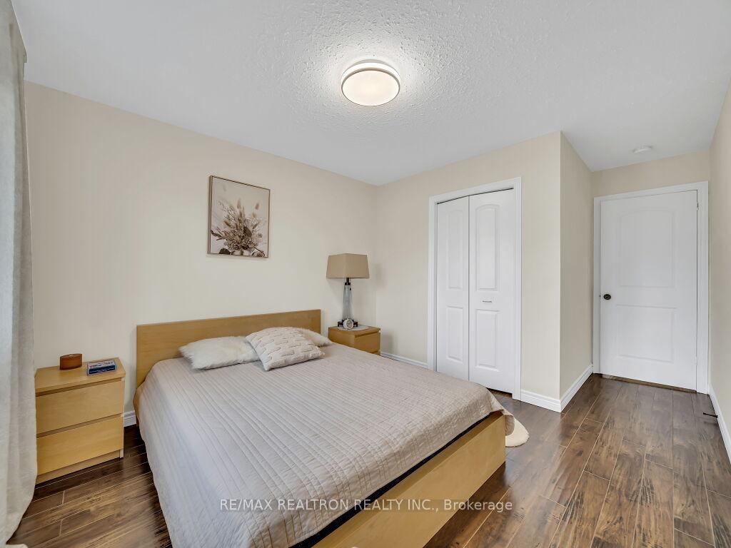 Photo 25 of 76 Couling Crescent, Guelph, Grange Road — HOMEH