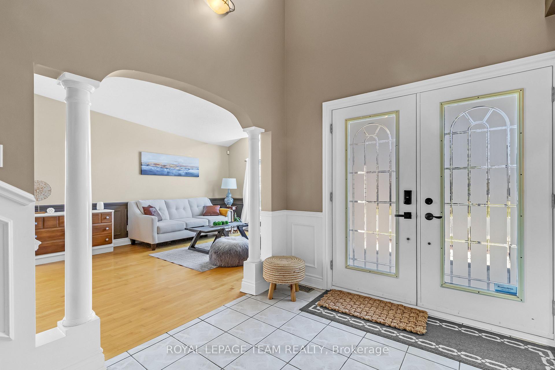 Photo 7 of 28 Renshaw Avenue, Ottawa, Stittsville (Central) — HOMEH