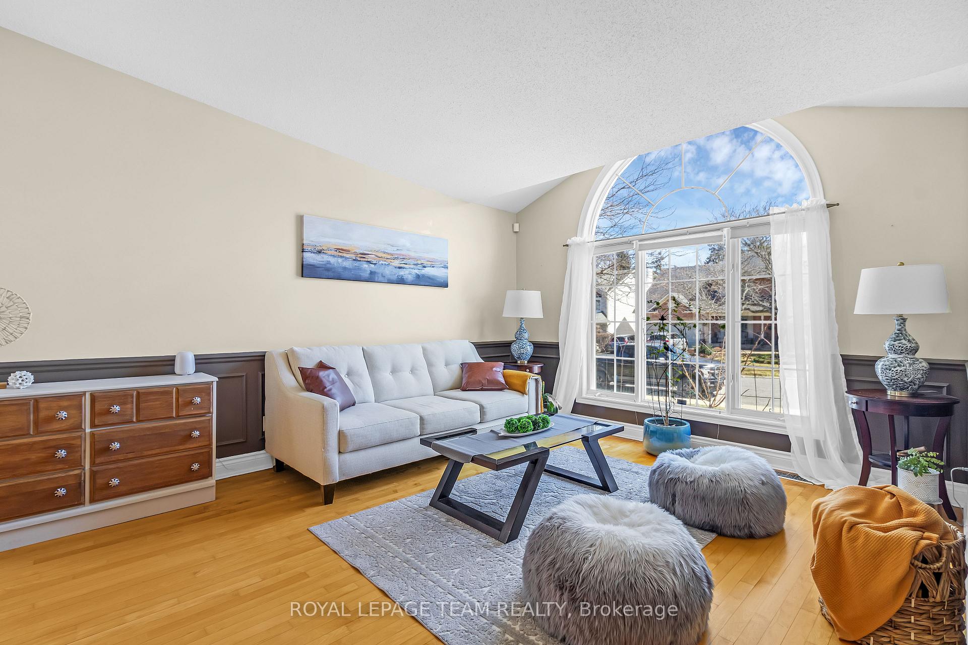 Photo 6 of 28 Renshaw Avenue, Ottawa, Stittsville (Central) — HOMEH