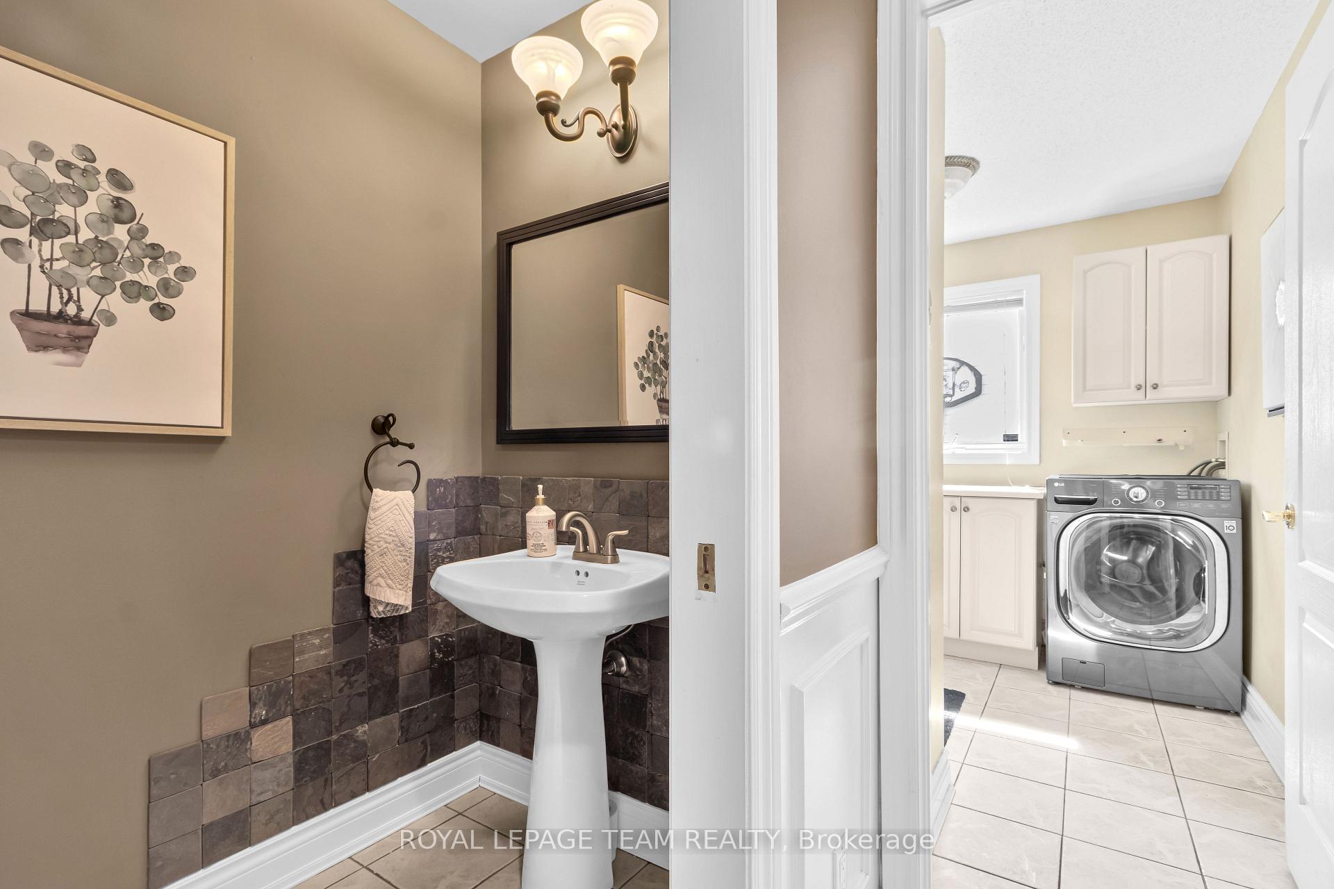 Photo 12 of 28 Renshaw Avenue, Ottawa, Stittsville (Central) — HOMEH