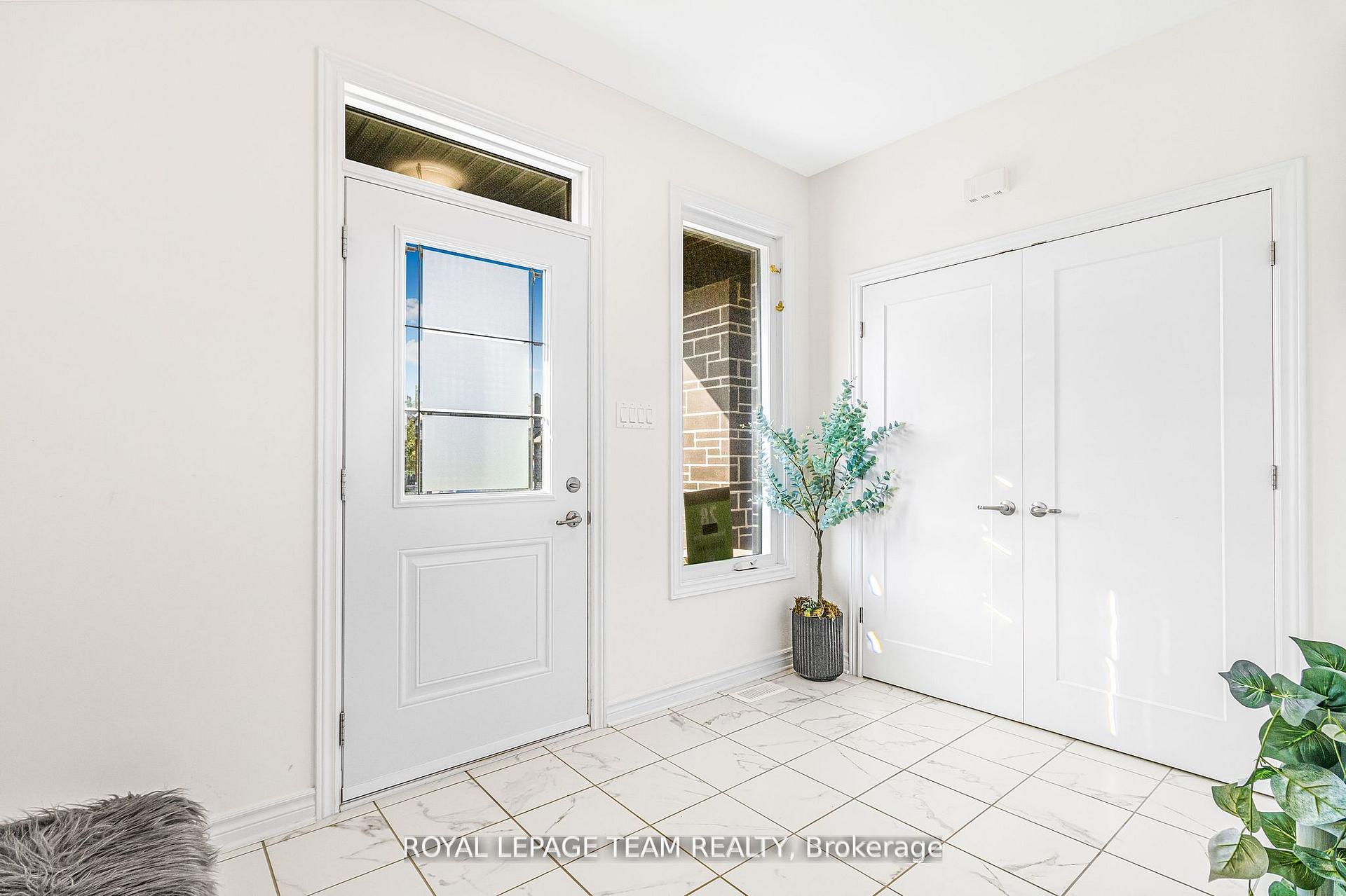 Photo 8 of 28 Seabert Drive, Arnprior — HOMEH