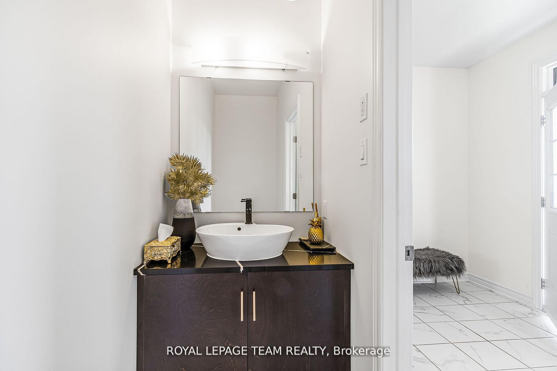 Photo 6 of 28 Seabert Drive, Arnprior — HOMEH
