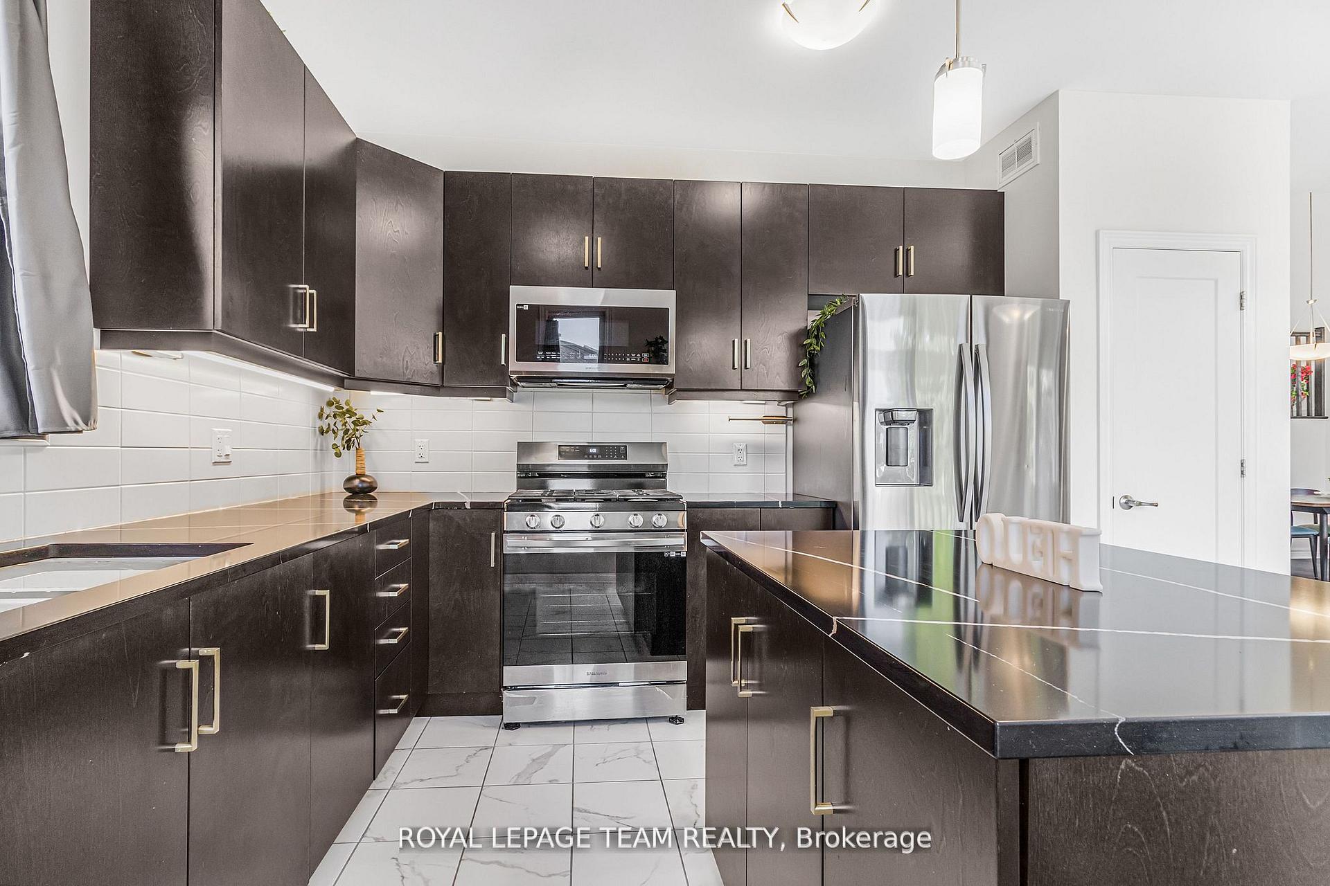Photo 14 of 28 Seabert Drive, Arnprior — HOMEH