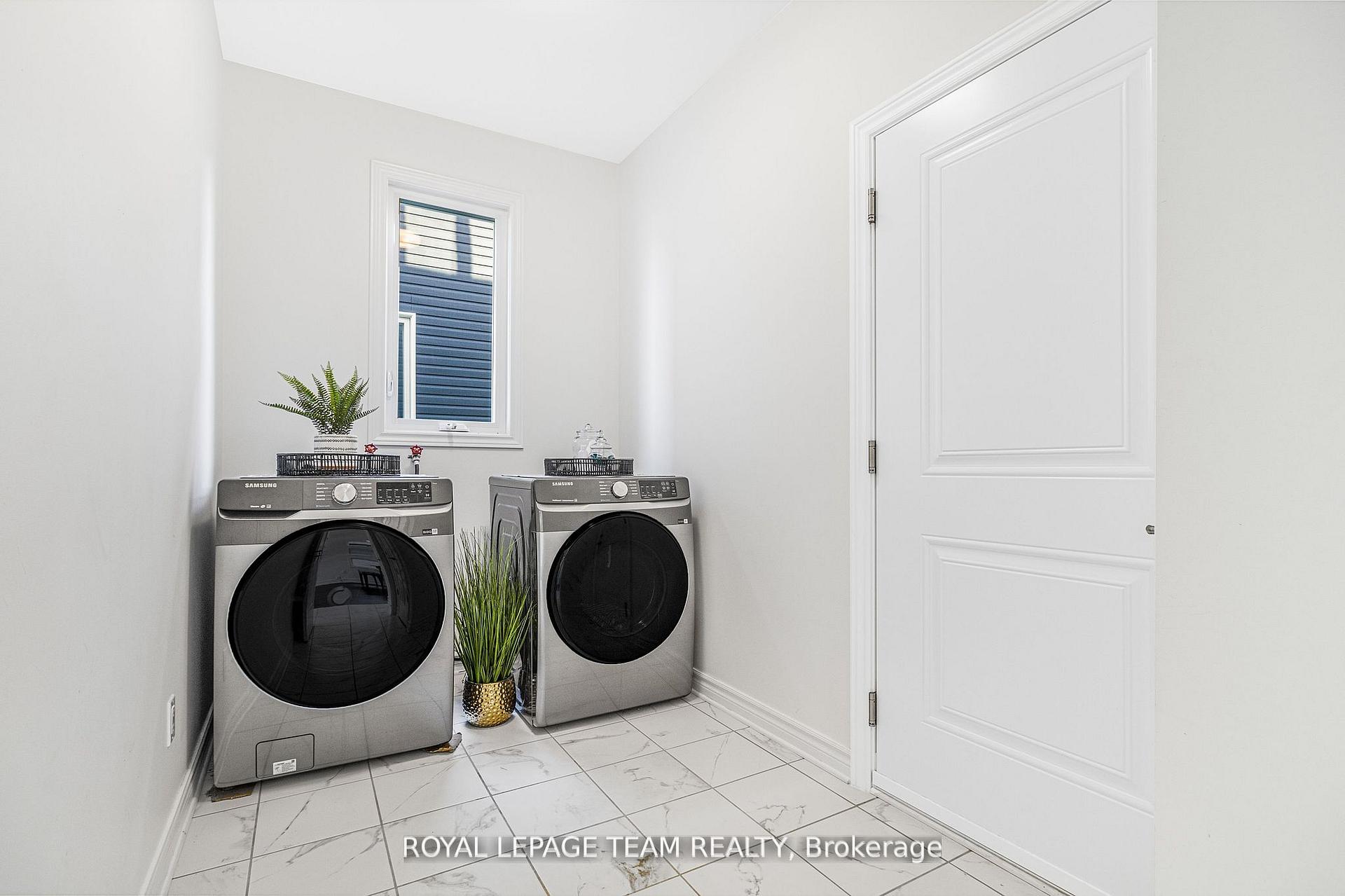 Photo 15 of 28 Seabert Drive, Arnprior — HOMEH