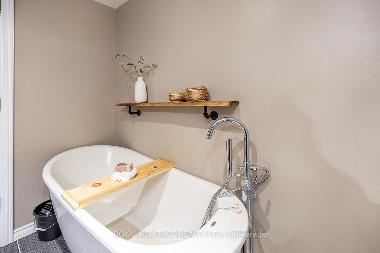 Photo 25 of 5119 Halstead Beach Road, Hamilton Township, Rural Hamilton — HOMEH
