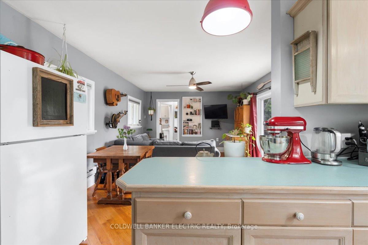 Photo 7 of 979 Water Street, Douro-Dummer — HOMEH