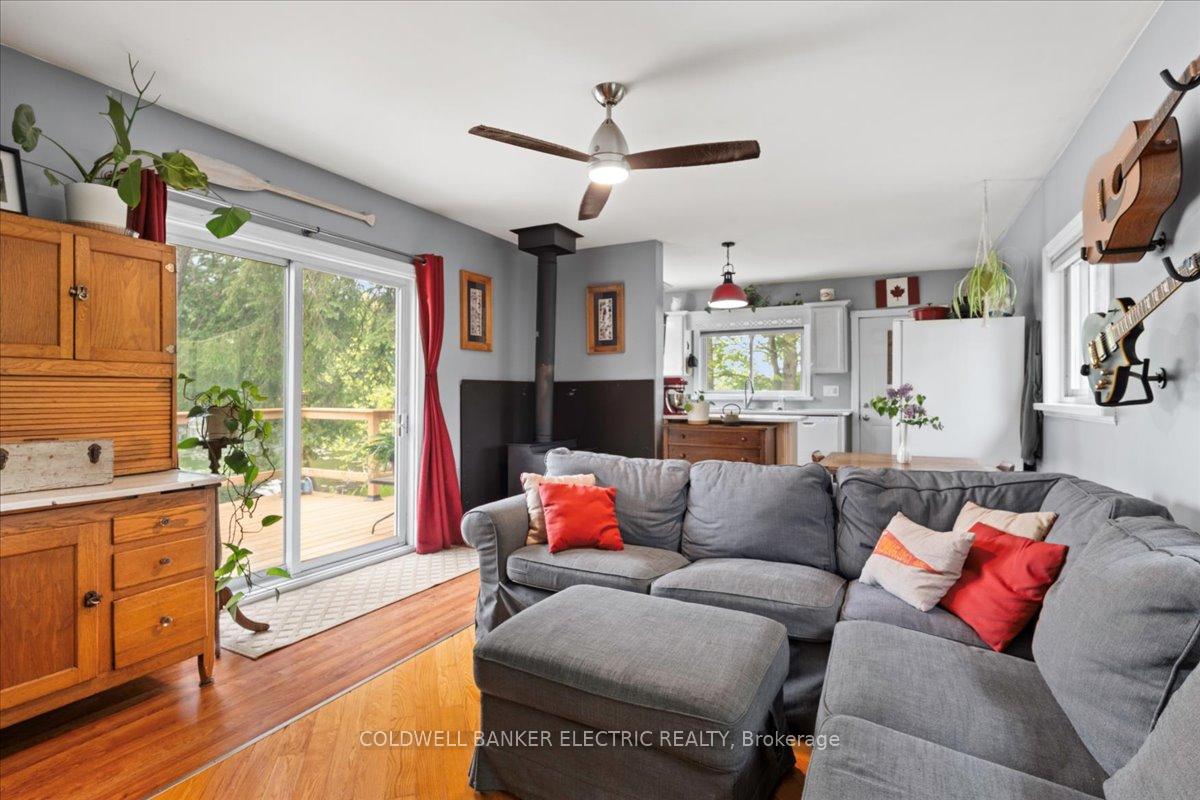 Photo 15 of 979 Water Street, Douro-Dummer — HOMEH