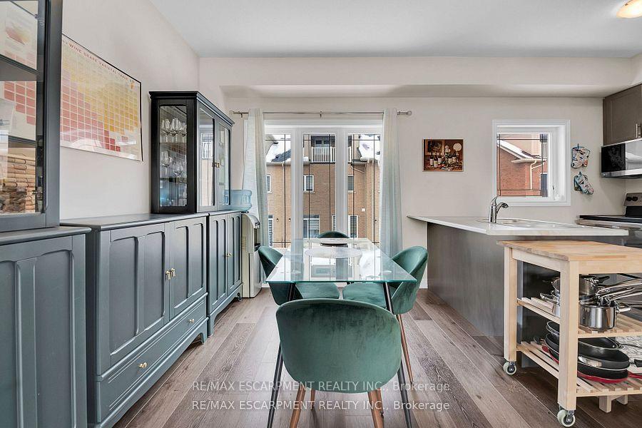 Photo 40 of Unit 8, 19 Picardy Drive, Hamilton, Stoney Creek — HOMEH
